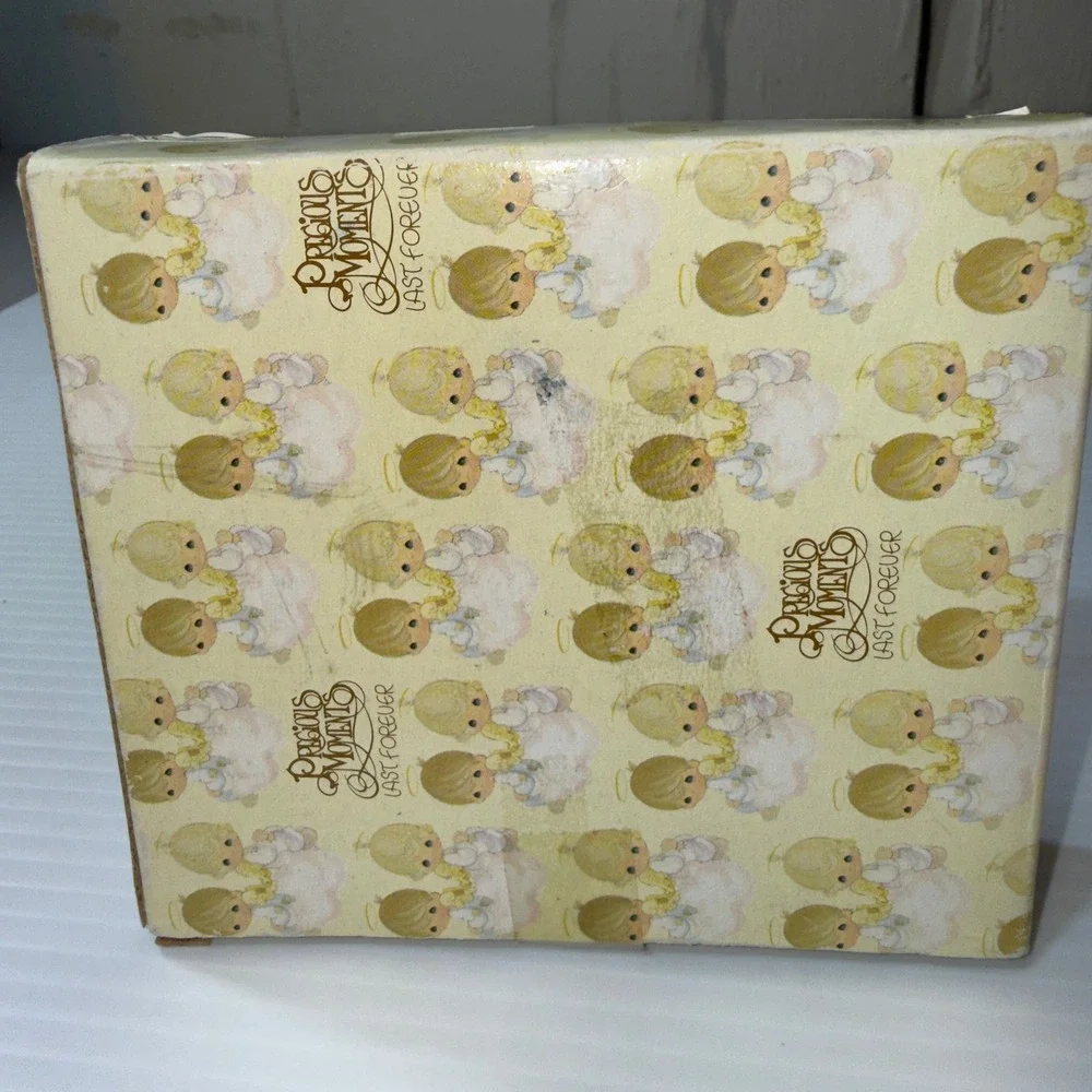 VTG Precious Moments Grandma With Flowers Mini Plate‎ Easel 132233 Vintage 1994